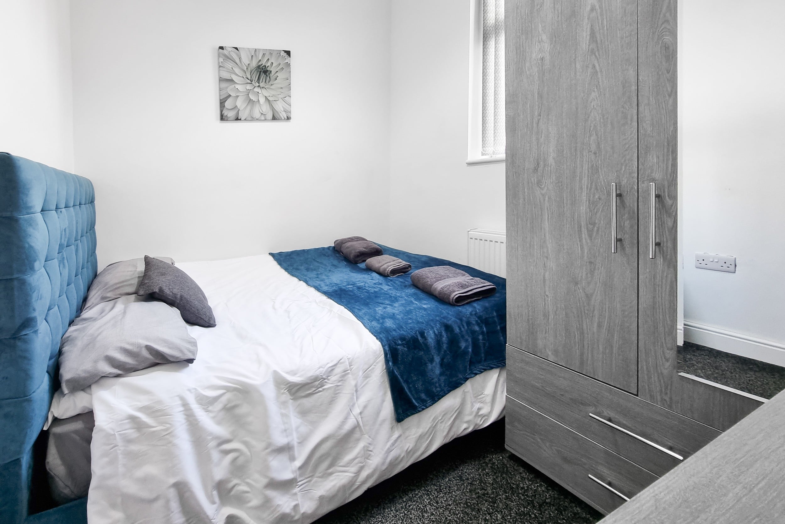 Cowesby Co-Living - Private Room Self-Cater photo 5